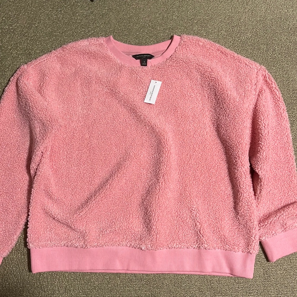 Pink sherpa Banana Republic crew neck